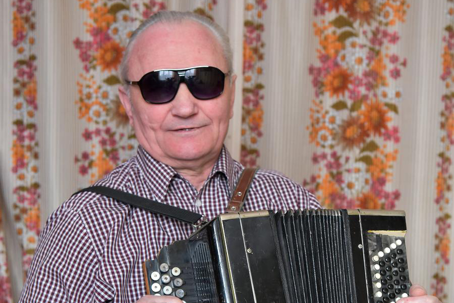 Незрячий поэт из Витебска Николай Агеев: «Главное – вера в самого себя, поэтому и в 73 года не теряю желания жить и видеть»