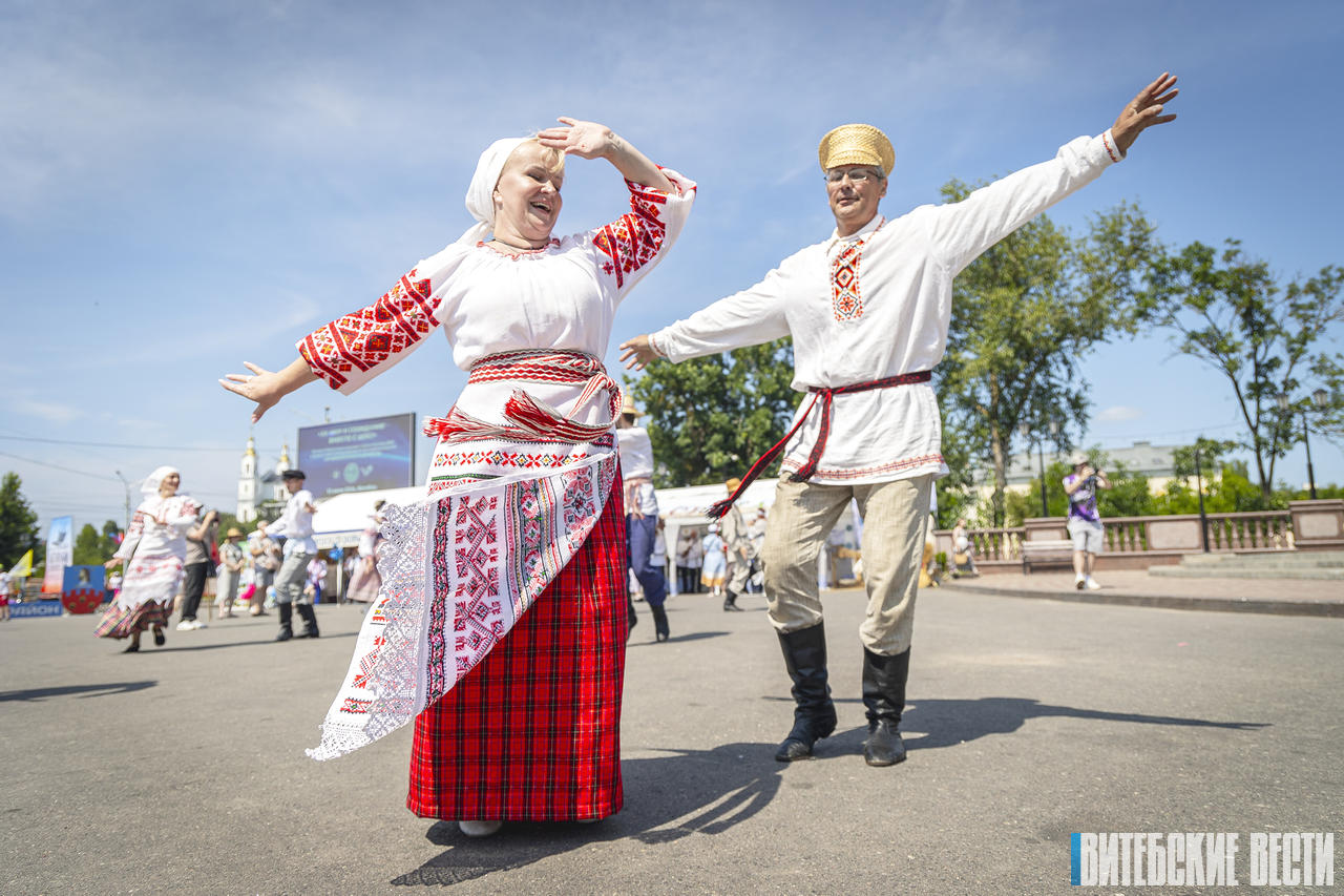 Фоторепортаж с белорусским колоритом:  Турнир "Танчым разам" прошел в Витебске