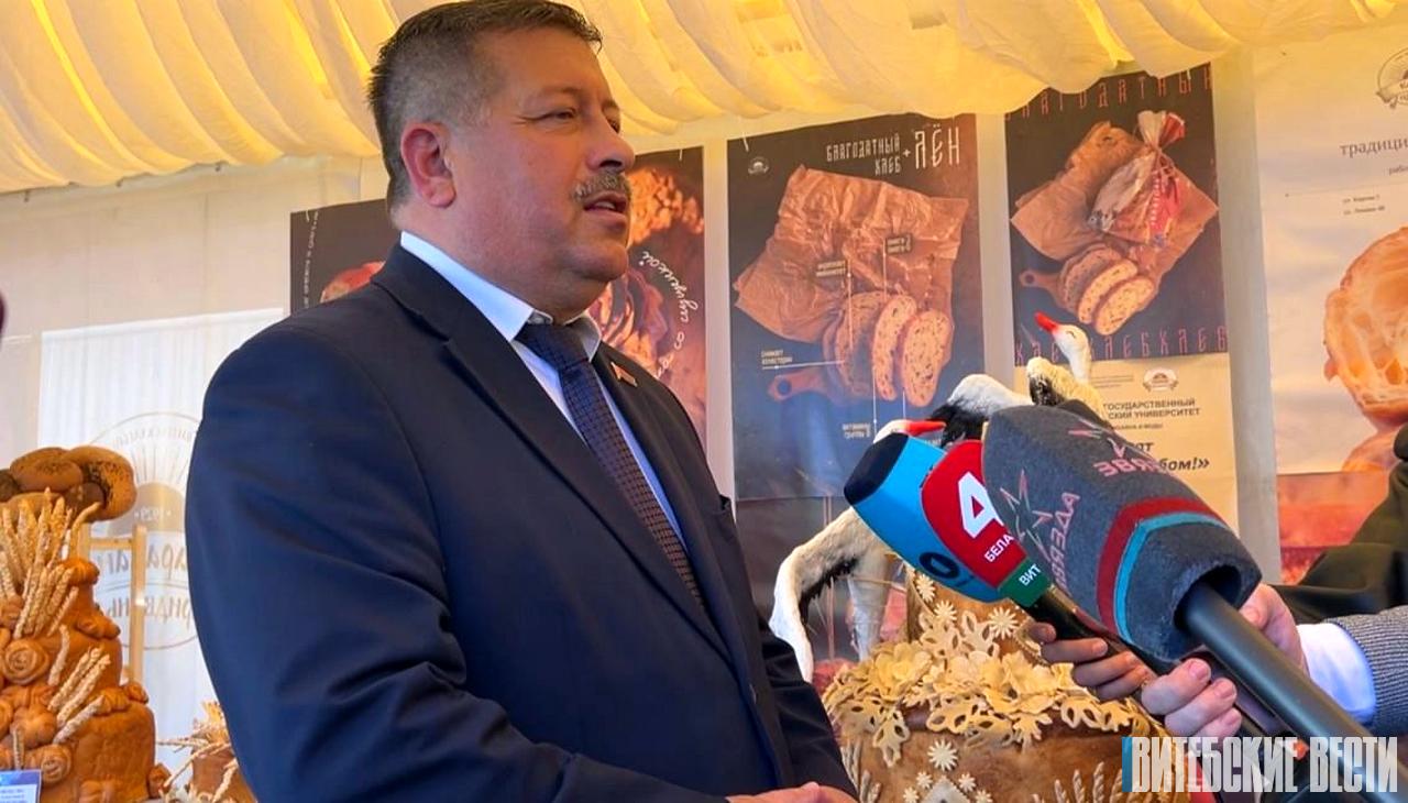 министр сельского хозяйства и продовольствия Беларуси, уполномоченный председатель главы государства в Витебской области Анатолий Линевич