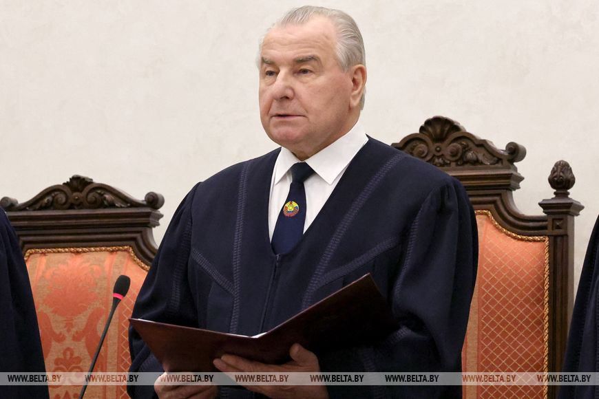 Миклашевич: обеспечение верховенства Конституции - основополагающий вектор развития Беларуси