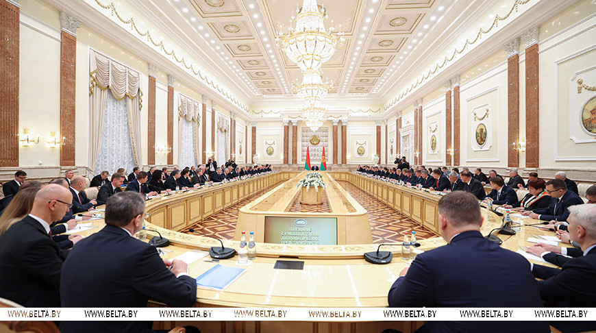 Лукашенко о трудовых мигрантах: готовы принять всех тех, кто хочет работать, уважает наше государство