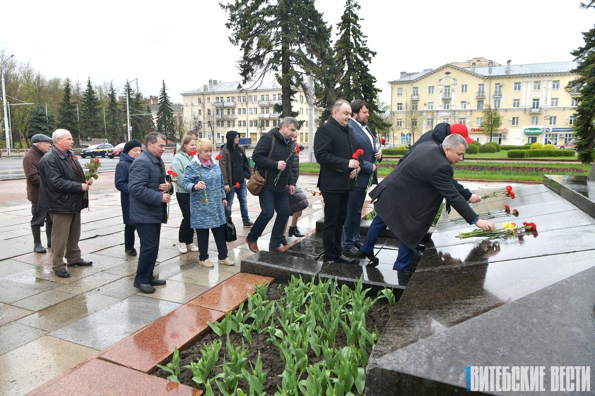 В Витебске коммунисты почтили память Владимира Ленина