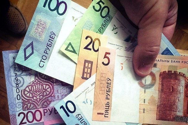 Осторожно, фальшивка! Правоохранители Витебщины рассказали, как не положить в кошелек поддельные банкноты и что делать при их обнаружении