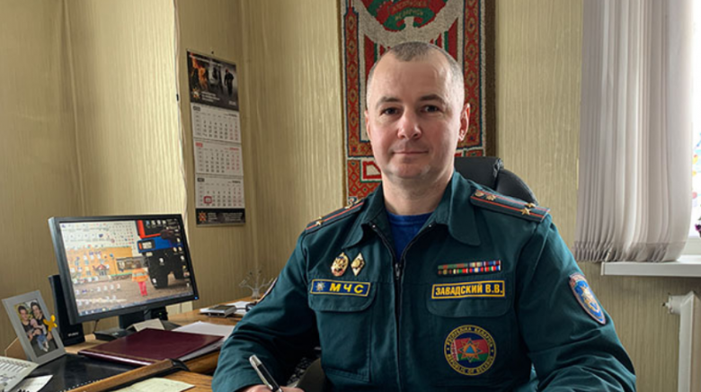 Начальник Глубокского РОЧС Василий Завадский встретился с учащимися Коробовской ДССШ