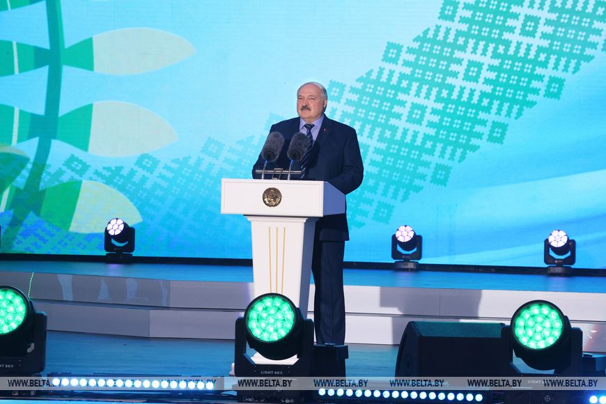 Лукашенко: понимание философии родной культуры - это основа основ белорусской государственности