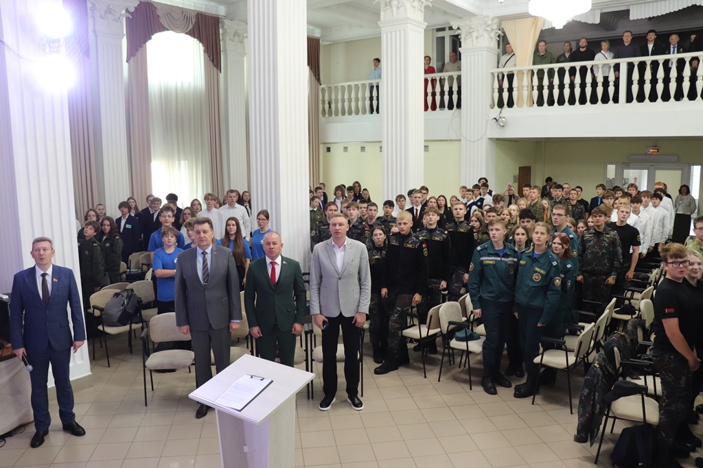В Витебске прошел областной интеллектуальный конкурс ко Дню народного единства