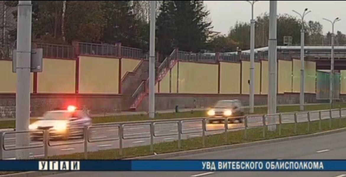 "Мы рожаем, помогите доехать до роддома!": В Витебске сотрудники ГАИ помогли добраться женщине до роддома