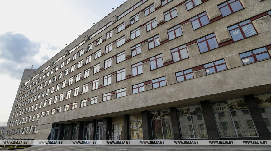 Минобразования: заболевших COVID-19 выпускников освободят от экзаменов