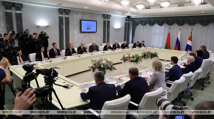 Александр Лукашенко: у Беларуси и России еще будут учиться, как преодолевать санкции