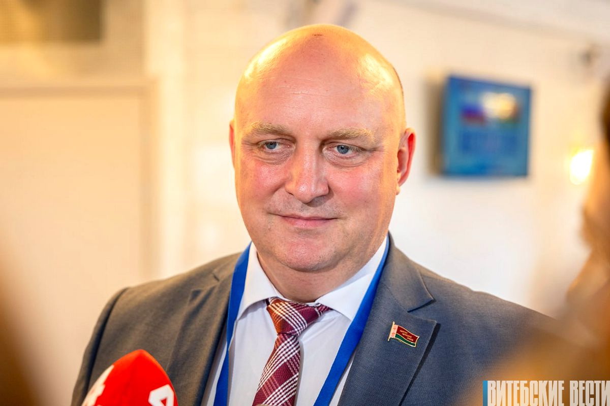 Дмитрий Демидов: "Работа с обращениями граждан — основополагающая задача для власти"
