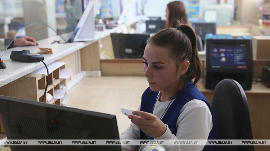 "Белпочта" предлагает бесплатно отправить открытку 23 января