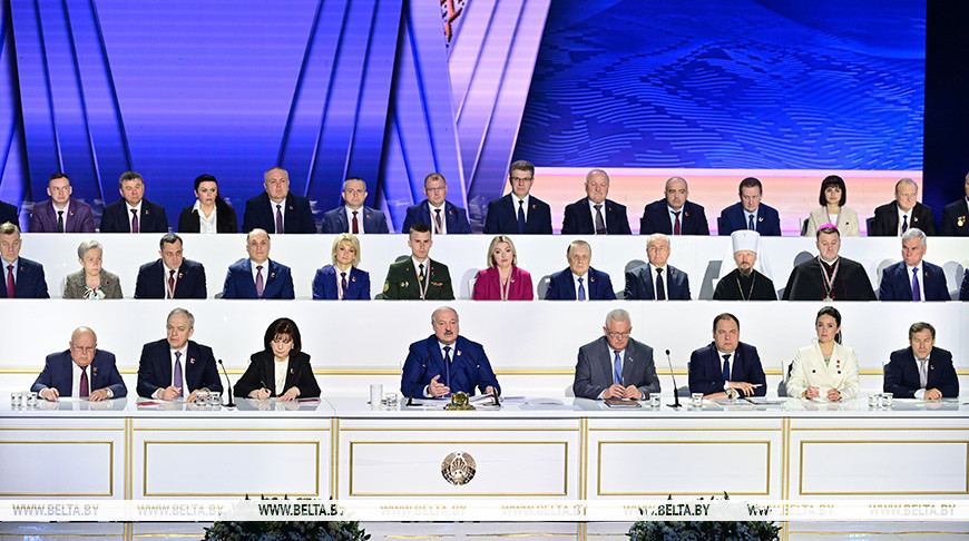Лукашенко: Беларусь полна решимости противостоять любому агрессору и нанести ему неприемлемый ущерб