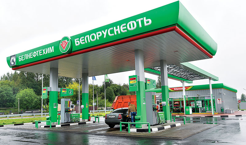 С сегодняшнего дня бензин подорожает в Беларуси  