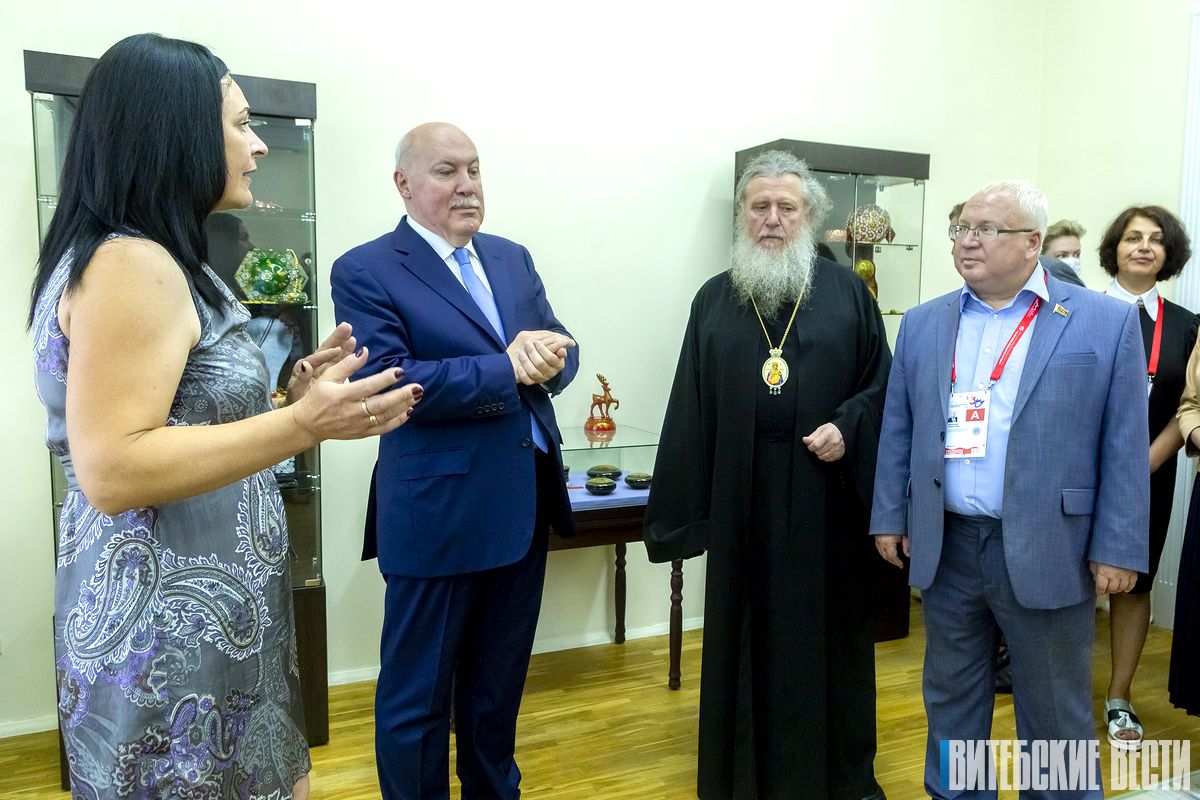 В Витебске в рамках Дня Союзного государства открылись выставки посвящённые золотым промыслам России