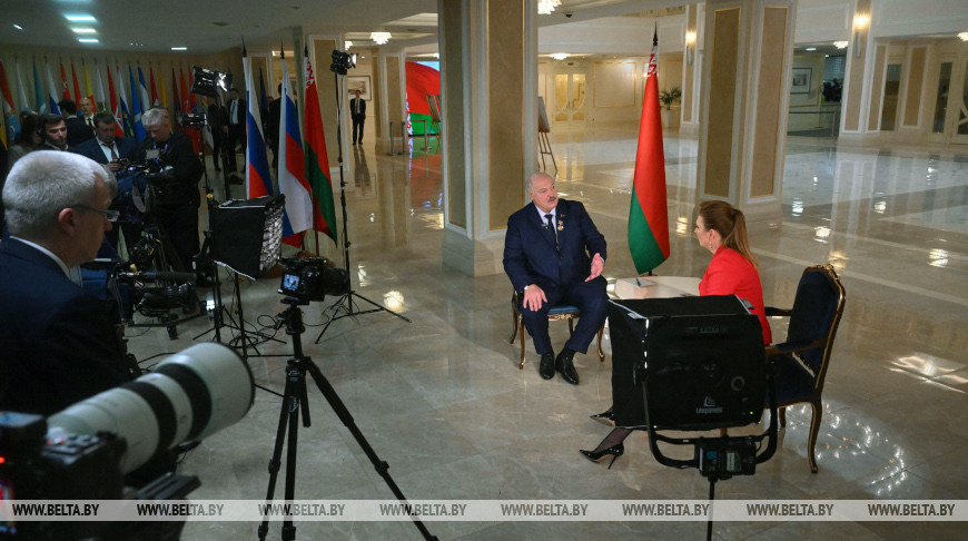 Александр Лукашенко: люди по обе стороны фронта устали от войны в Украине, всем нужен мир