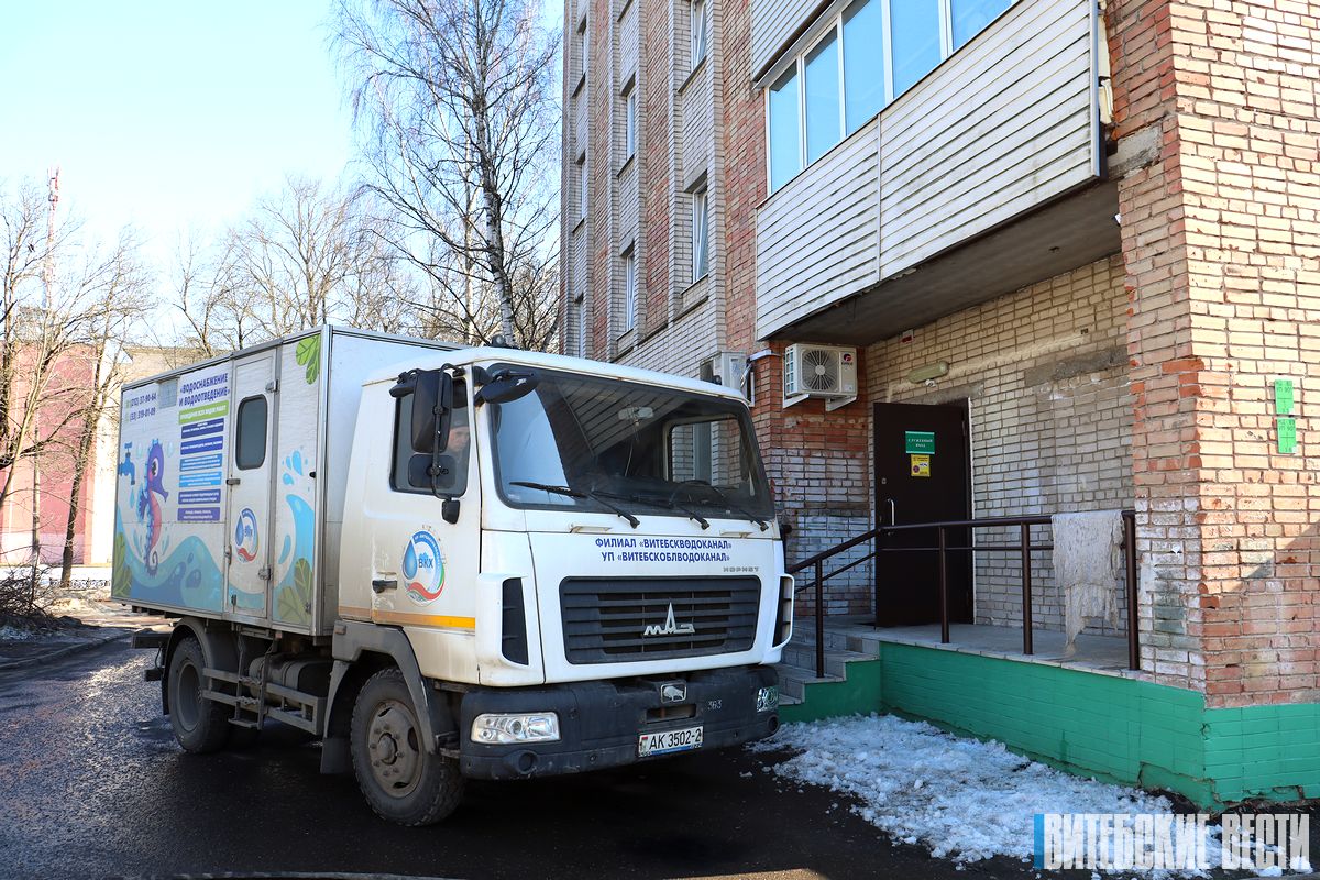 Круглосуточное дежурство, Или как коммунальные службы боролись с большой водой в подвале и возвращали электричество в дом по Горького в Витебске