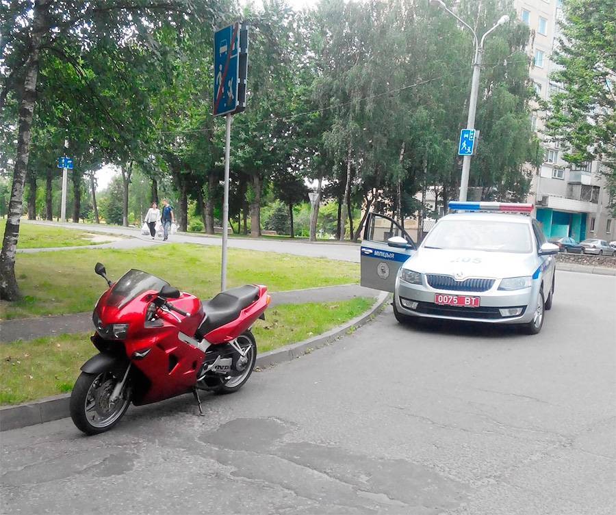 В Витебске сотрудники ГАИ задержали пьяного мотоциклиста