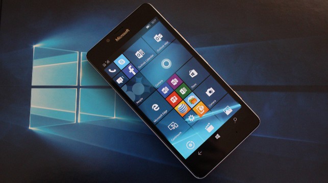 Windows Phone лишится приложений Facebook и Instagram