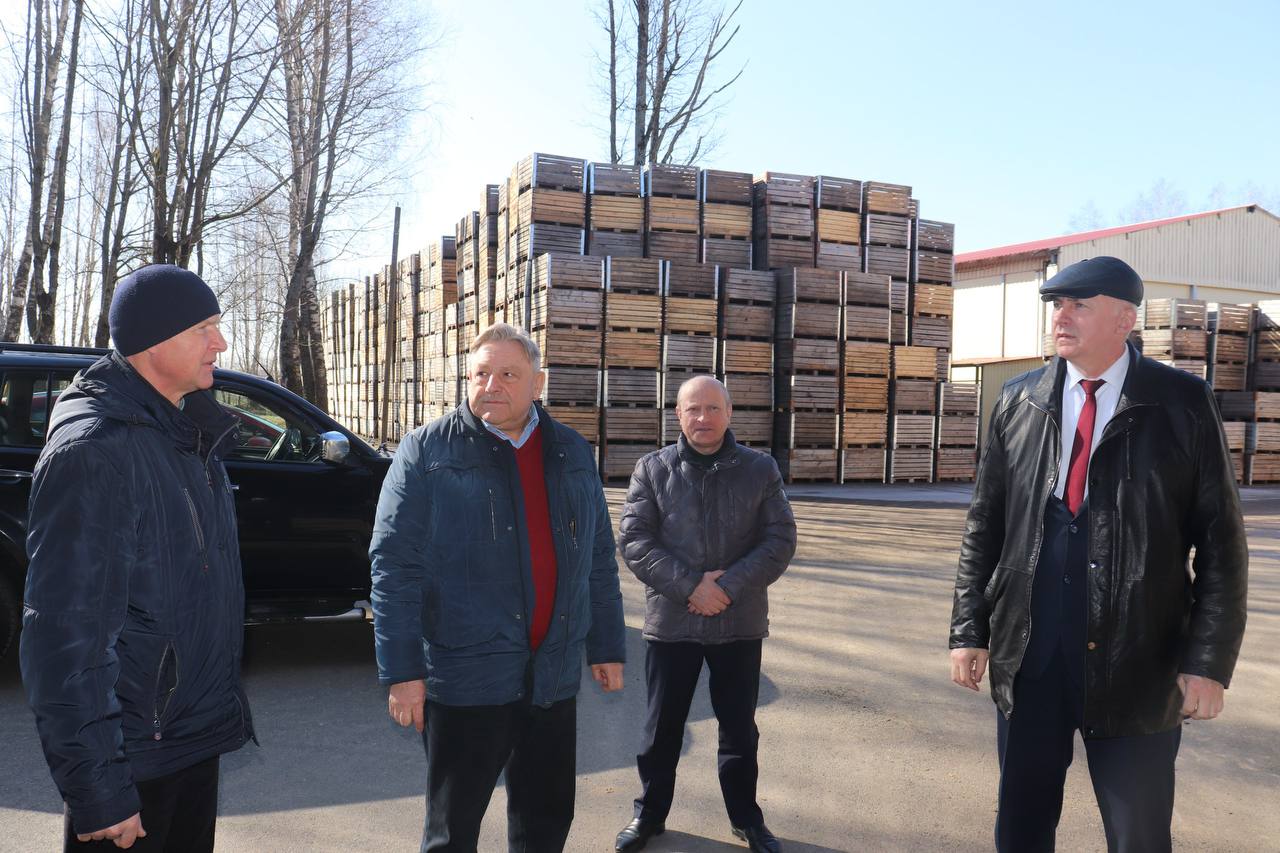 Геннадий Сабынич с рабочим визитом посетил Толочинский район