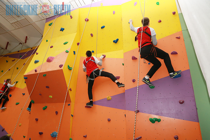 Один из крупнейших скалодромов страны открылся в Городке (+ФОТО)