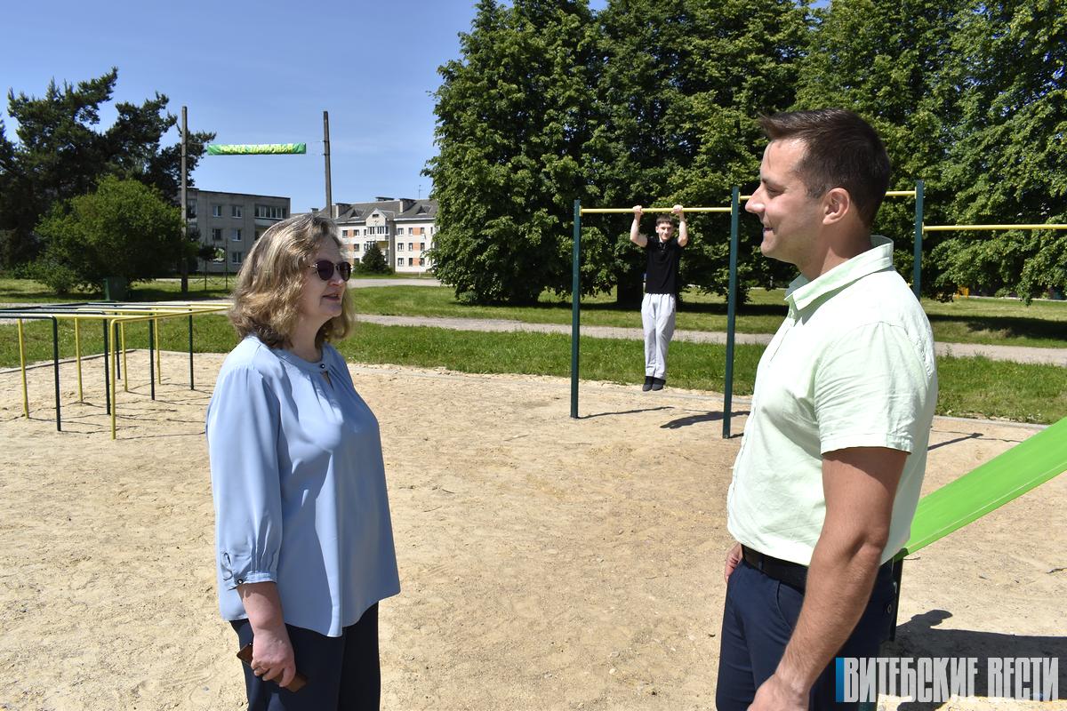 Территорию бывшего автодрома преобразили в «Тропу здоровья». Докшицы превратились в центр активного отдыха
