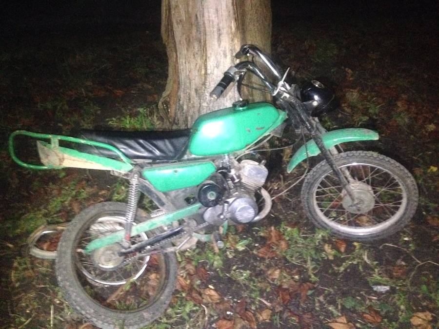 Под Поставами легковушка сбила 14-летнего мопедиста