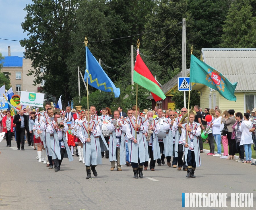 ХІІ областной праздник-конкурс «Песні сунічных бароў» собрал в Лиозно самодеятельных поэтов и композиторов