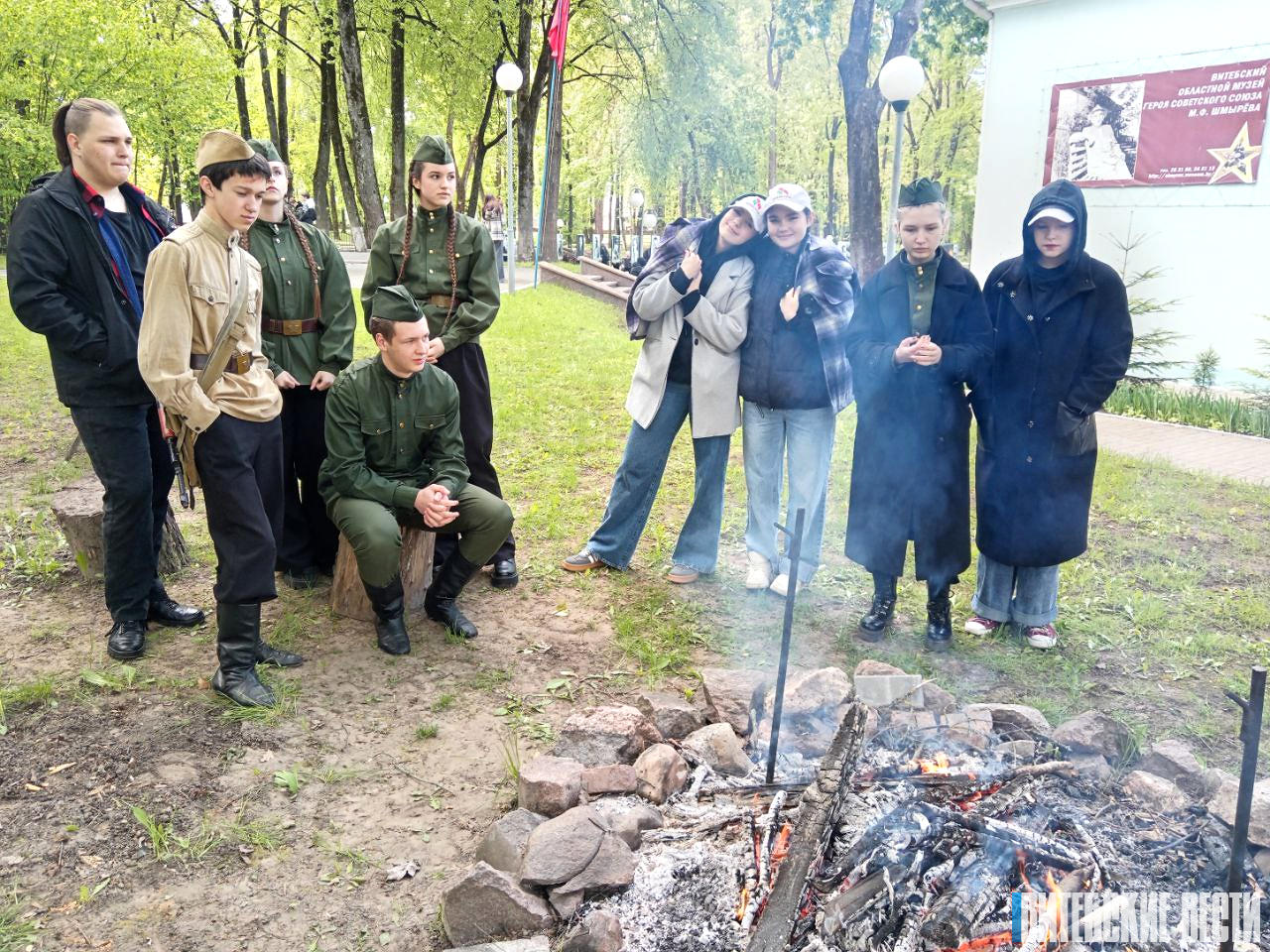 Флешмоб, квест и партизанские землянки: как празднуют День Победы в музее Миная Шмырёва