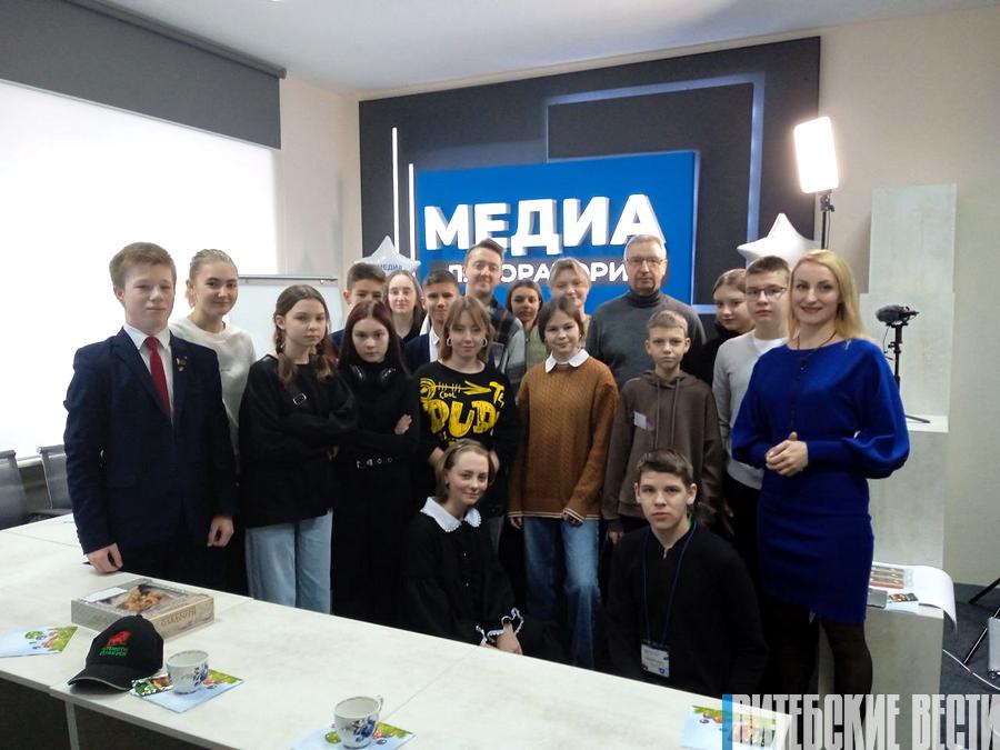 Мастермайнд для юных журналистов и блогеров провели в Медиалаборатории Витебской области