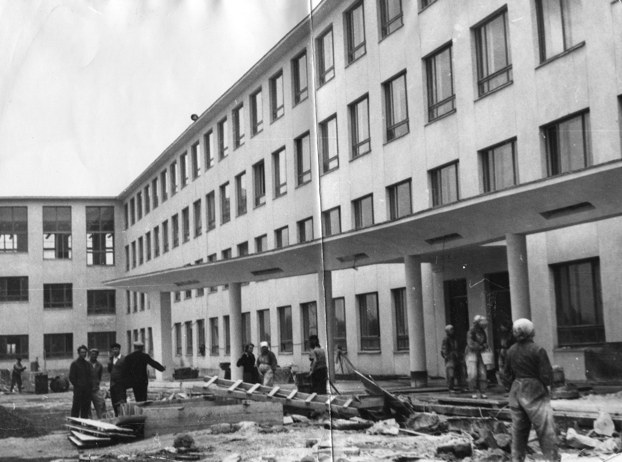 От Бреста до Читы: как первые выпускники Витебского технологического университета покоряли страну