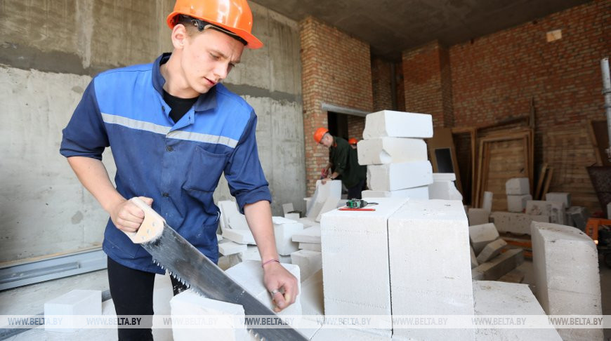 Более 28 тысяч человек подали заявки для работы в студотрядах