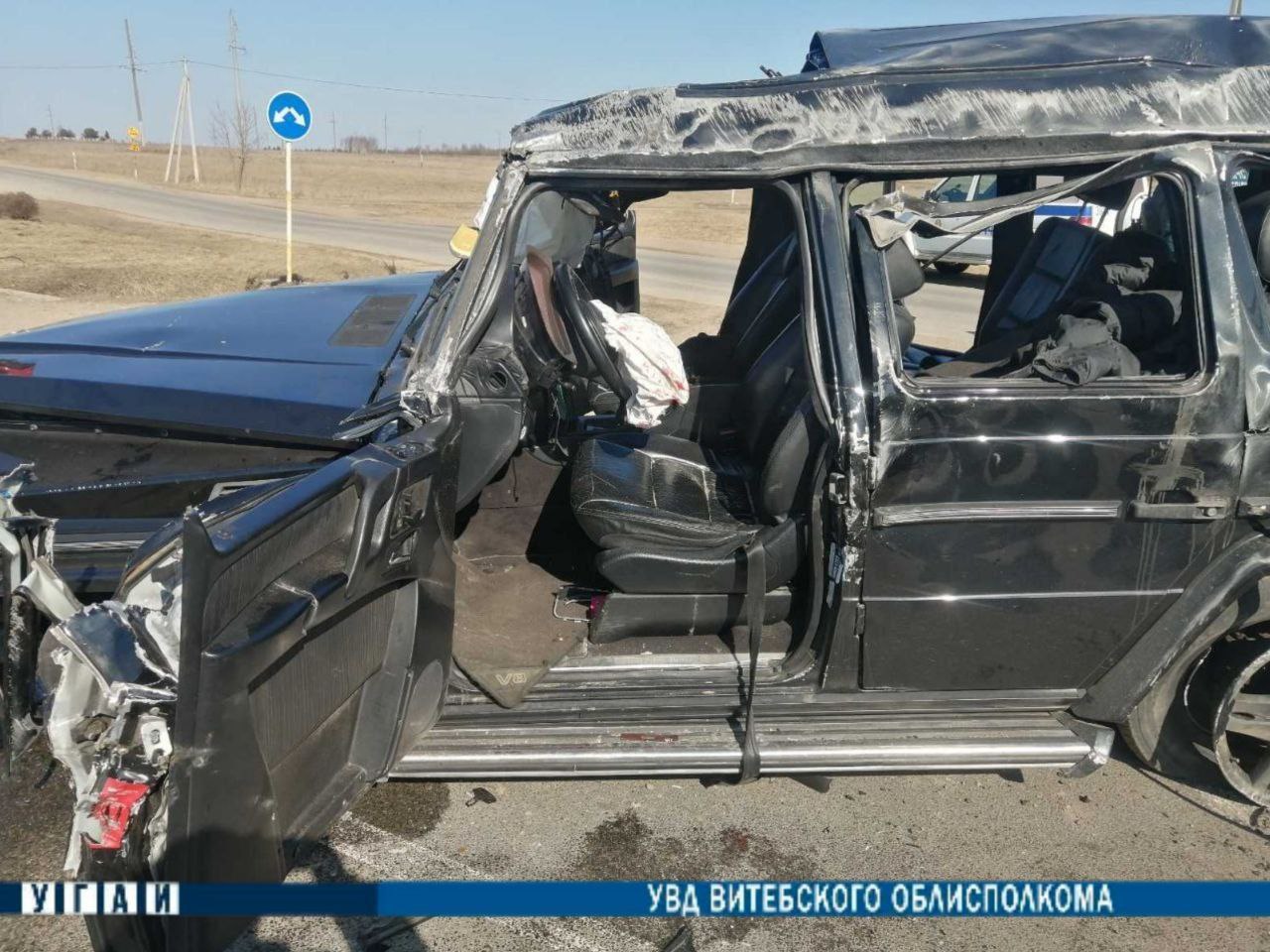 Автомобиль "Mercedes" опрокинулся в Докшицах