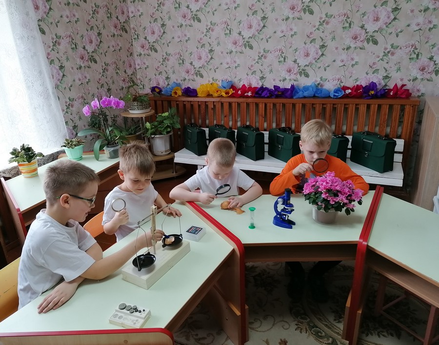 Команда «Маленький экопрофессор» ведет активную просветительскую деятельность в витебском яслях-саду №8