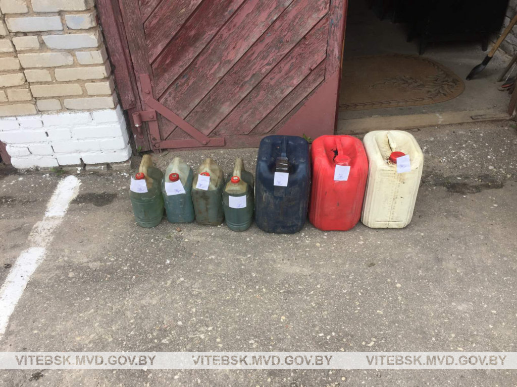 В Шарковщине с нелегальной партией солярки задержан водитель грузовика
