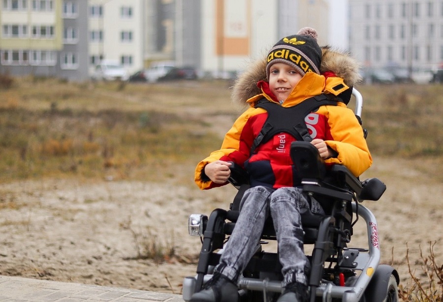 7-летнему Матвею Солдатову из Бреста необходима помощь для лечения СМА