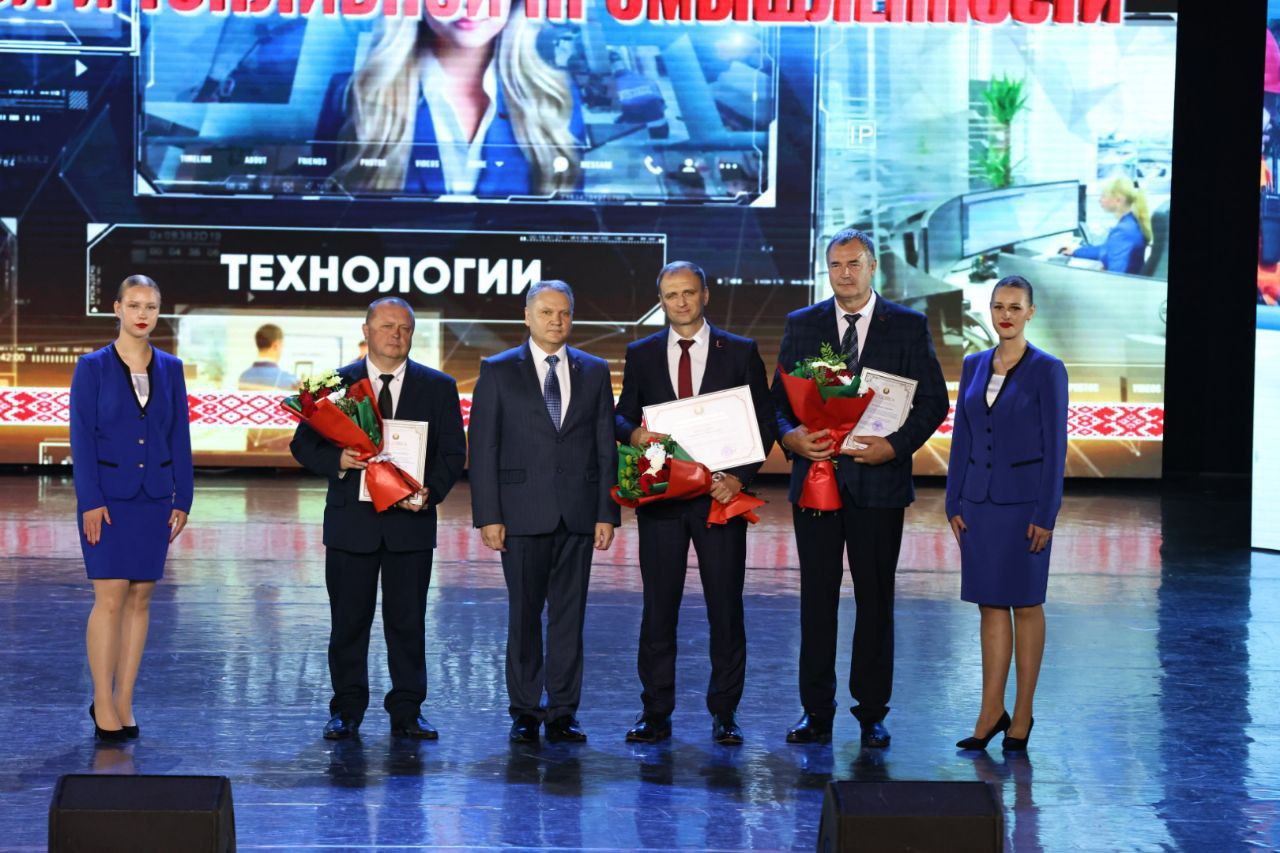 Игорь Сергеенко направил поздравление работникам и ветеранам «Витебскоблгаз»
