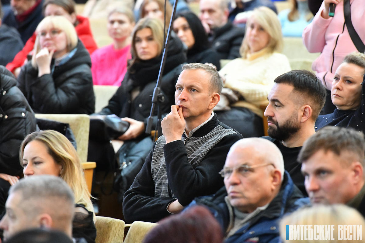 Город должен знать всех своих героев, которые помогли вызволить людей из охваченного пожаром ТЦ «Беларусь»