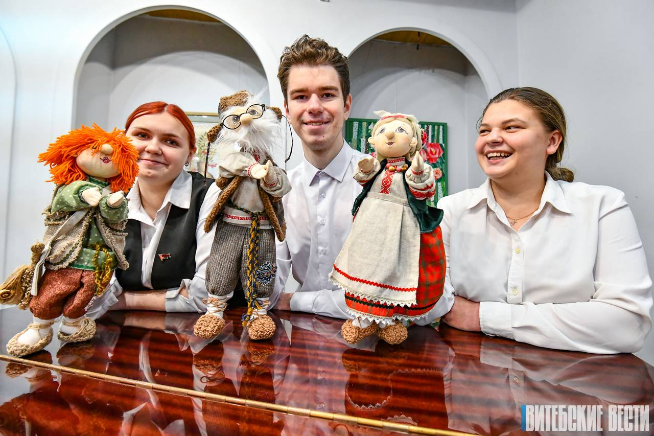 Выставка «Пад Новы год i на Каляды» открылась в Музее Марка Шагала в Витебске