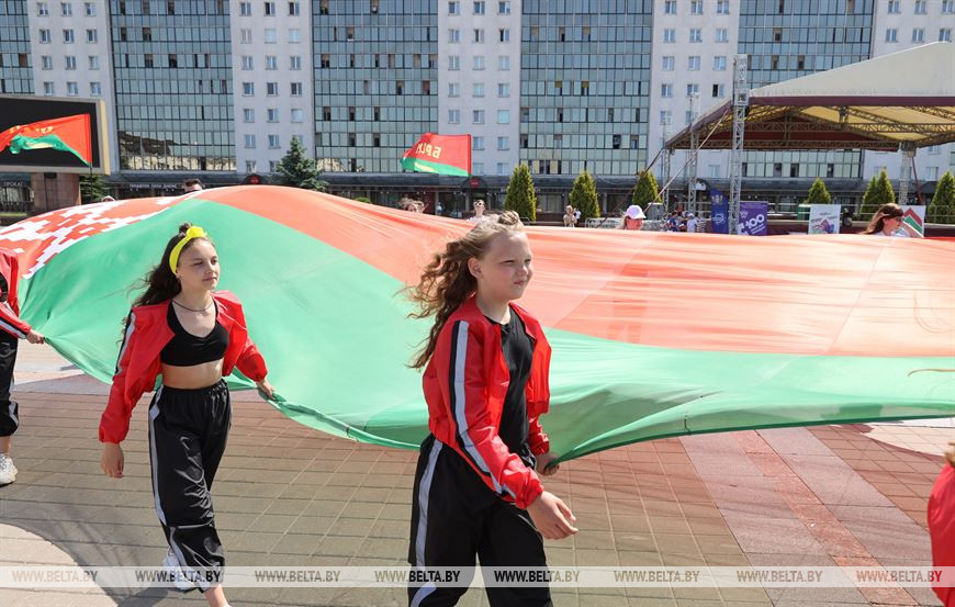 Народная зарядка, Velo TRIP и акция «#Задело»: как проходит Неделя молодёжи в Витебской области?