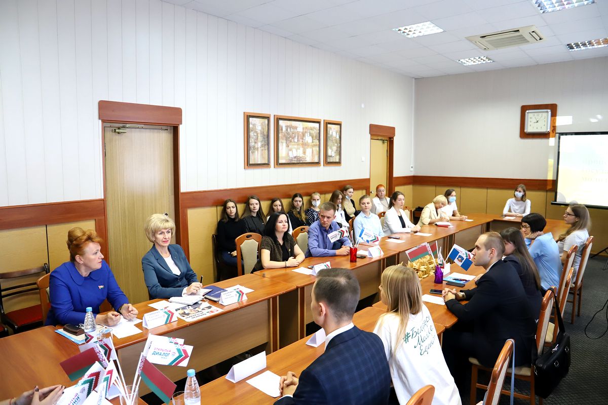 В Полоцке прошла диалоговая площадка «От инициативы к действию»