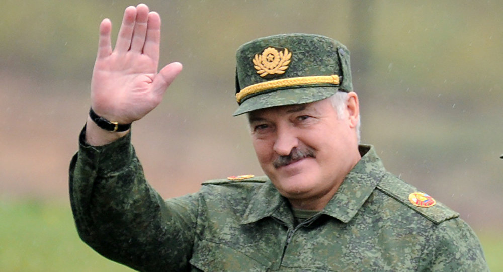 Лукашенко рассказал о своем воинском звании