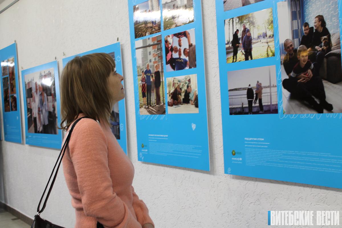 В Витебской областной библиотеке имени В. Ленина открылась фотовыставка «Папы»