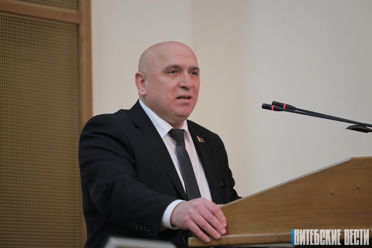 Вячеслав Дурнов: работникам спортивной отрасли важно не только готовить спортсменов высокого класса, но и воспитывать патриотов
