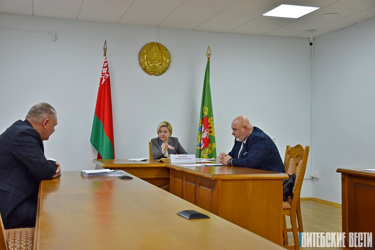 Проблемы работы льнозаводов Витебщины были подняты в ходе приема граждан Надеждой Лазаревич