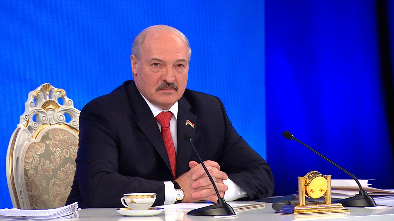 Лукашенко встретится сегодня с представителями общественности и СМИ