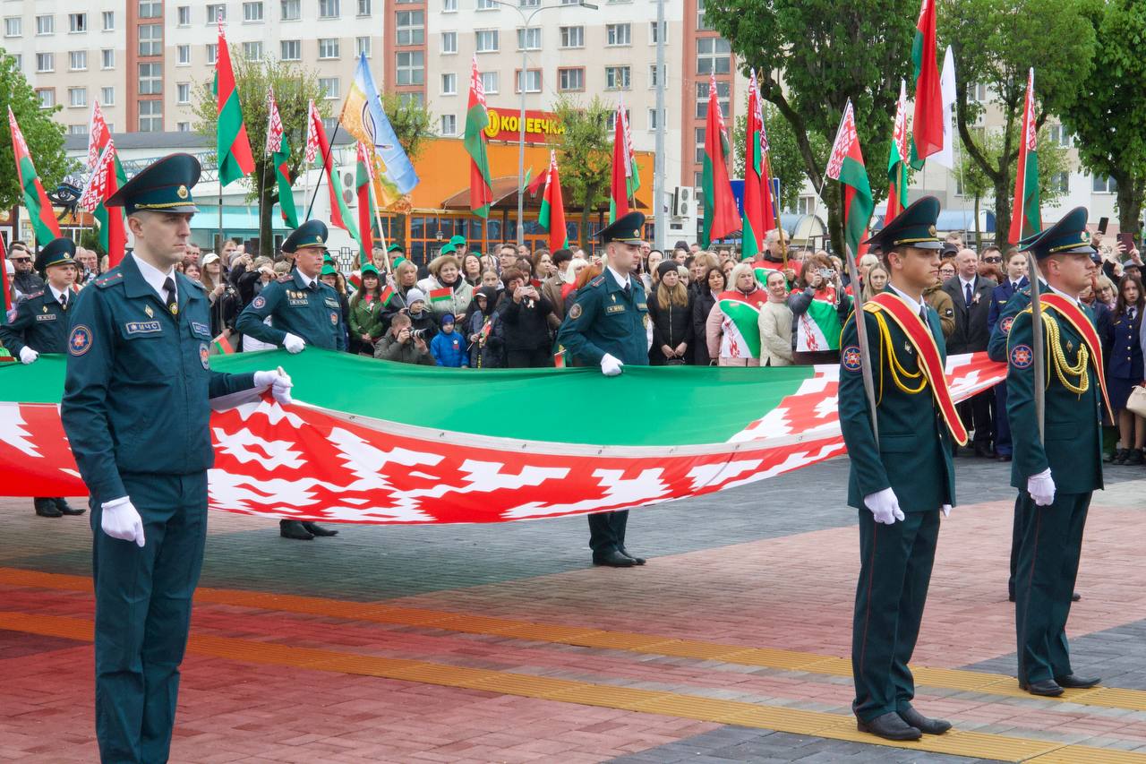 В Орше прошел торжественный ритуал чествования государственных символов Республики Беларусь