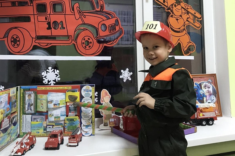В Витебской области сотрудники МЧС проводят акцию «Безопасный Новый год!»