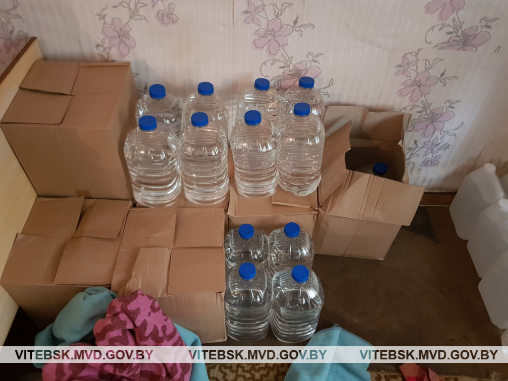 У безработного жителя Витебска изъяли 240 литров спиртосодержащей жидкости
