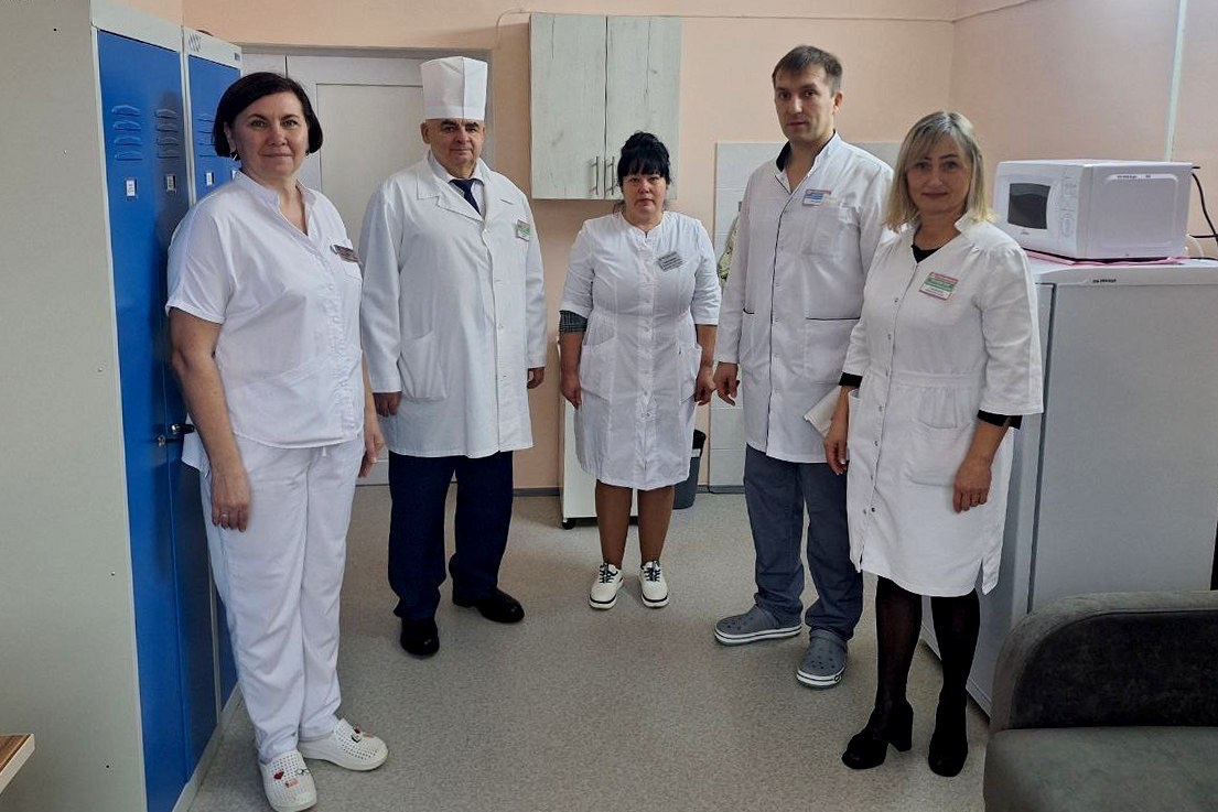 Профсоюз помог с обустройством комнат приема пищи для медработников Новолукомльской ЦРБ
