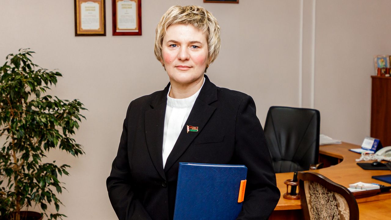 Елена Фурс: "ВНС - уникальный орган народовластия, коллективный гарант стабильности и уверенности в завтрашнем дне"